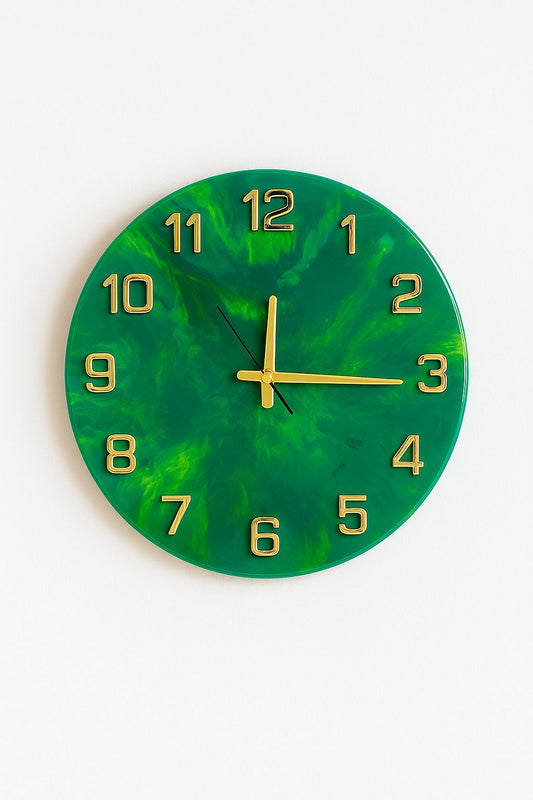Verdant Aura – Handcrafted Resin Wall Clock